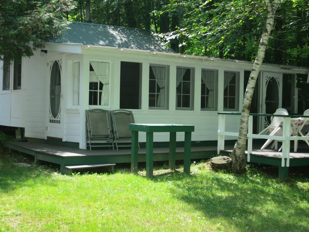 Birch Cliff Lodge On Baptiste Lake Highland Grove Habitación foto