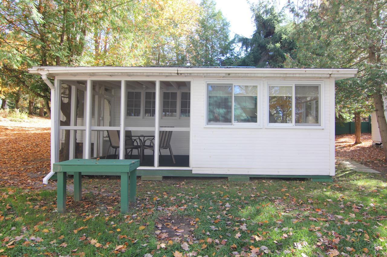 Birch Cliff Lodge On Baptiste Lake Highland Grove Exterior foto